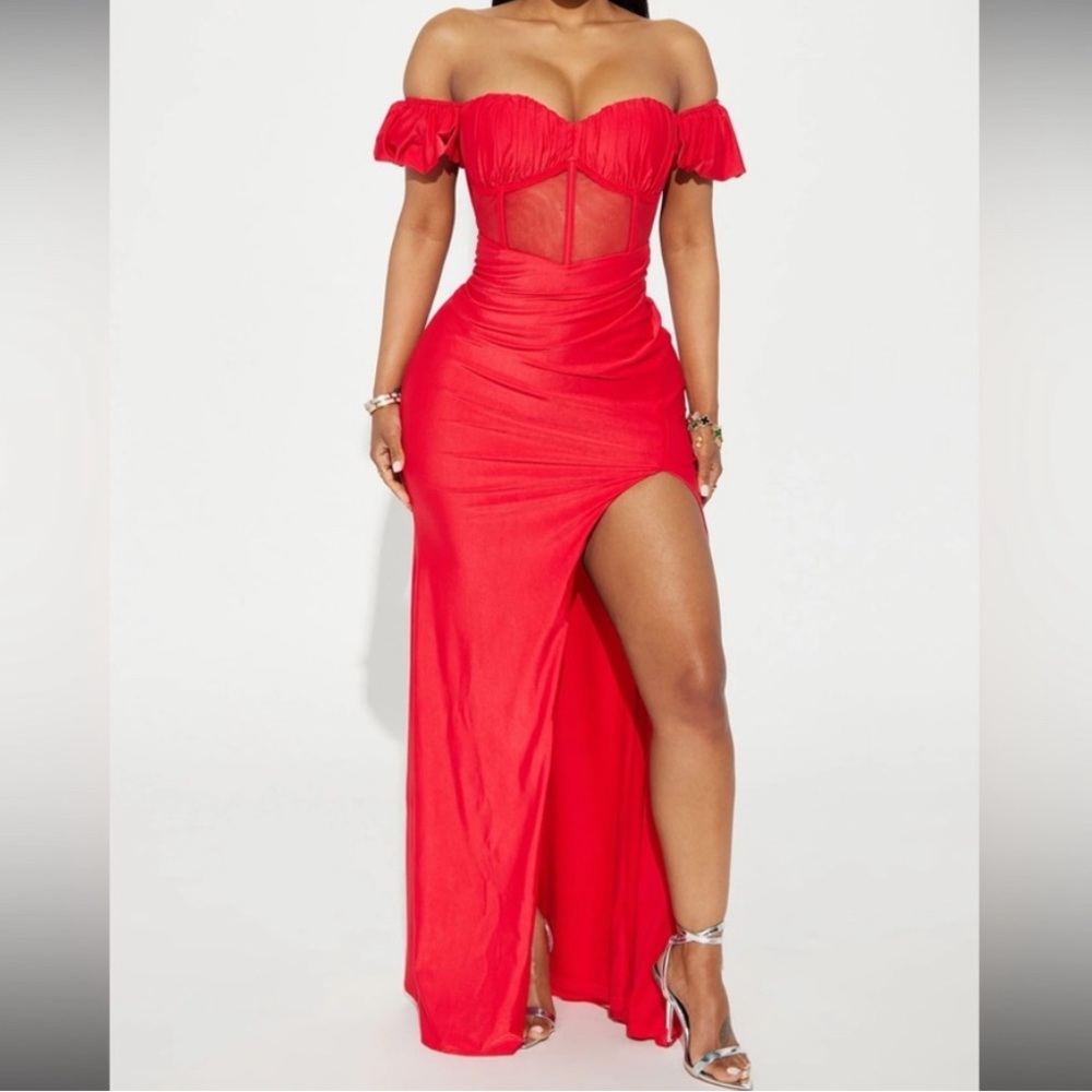 Fashion Nova Maxi Red dress size small!!